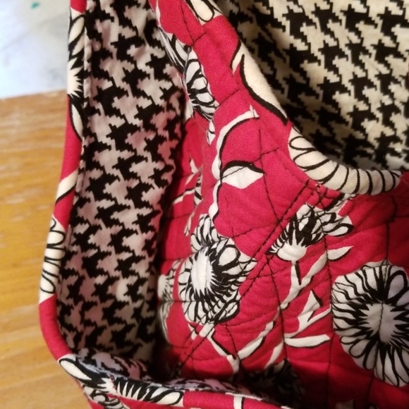 Vera Bradley Bag - Picture 5 of 6